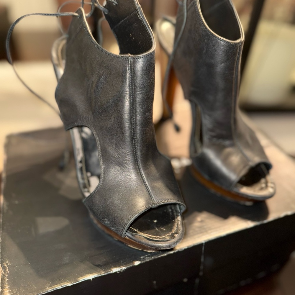 Chic Black Open-Toe Women's Heels